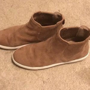 Steve Madden dusty rose ankle booties